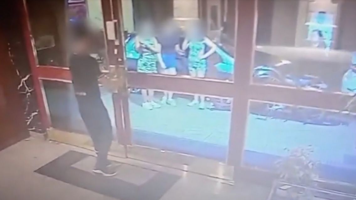 Lo "engatusó" por Tinder y lo entregó a una peligrosa banda: tiene 17 años