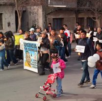 Multitudinaria marcha pidiendo justicia por Carmelo Anachuri