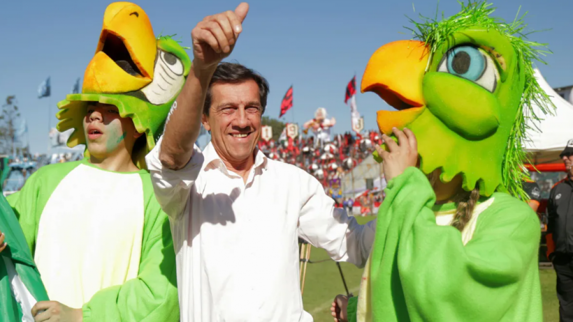 Carlos Sadir participó del tradicional "Finde Estudiantil" junto a jóvenes jujeños