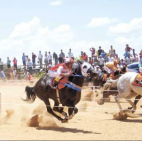 Murió una norteña tras ser embestida en una carrera de caballos