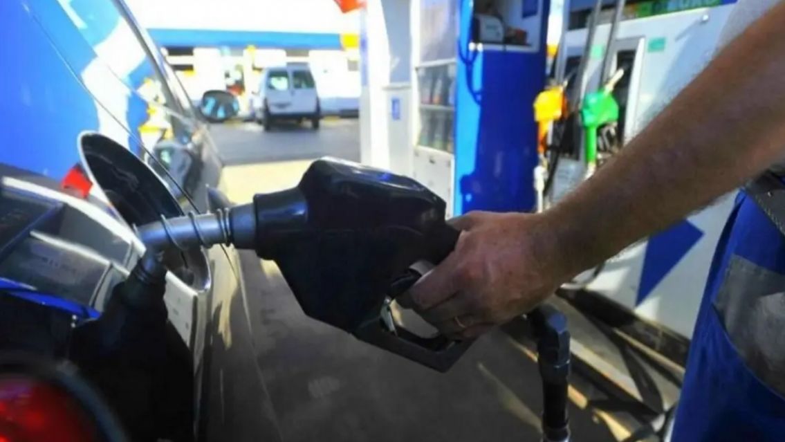 Duro golpe al bolsillo: Subi� la nafta de nuevo pero no fue en todos lados