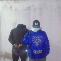 Jujeño detenido tras exhibir un revólver mientras caminaba con su hijita