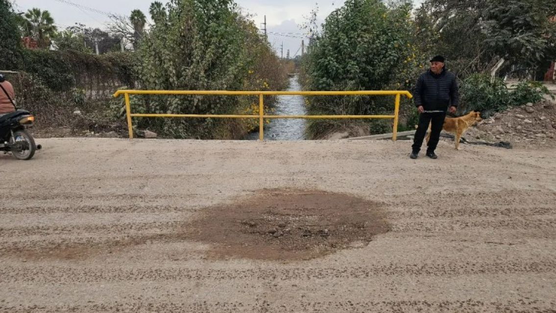 Puente roto, vecinos en peligro: el abandono que puede terminar en tragedia