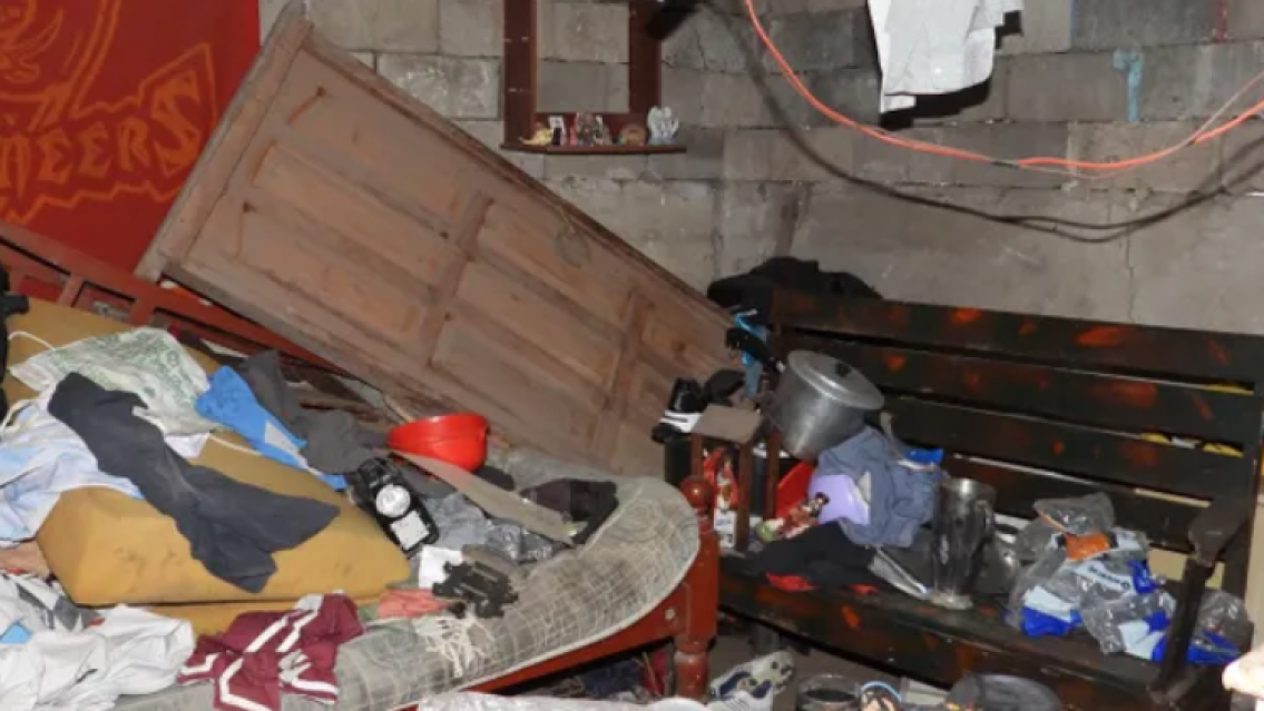 La casa del presunto asesino serial en Jujuy: paredes repintadas, restos humanos y objetos macabros