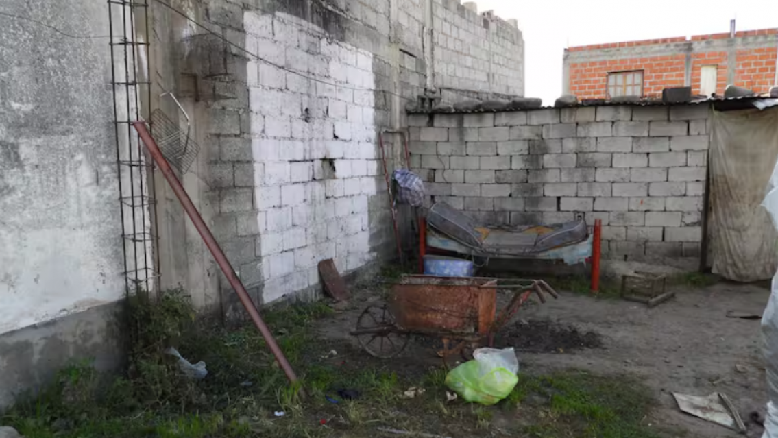 Día clave en la "casa del horror": inician las excavaciones en el domicilio de Matías Jurado