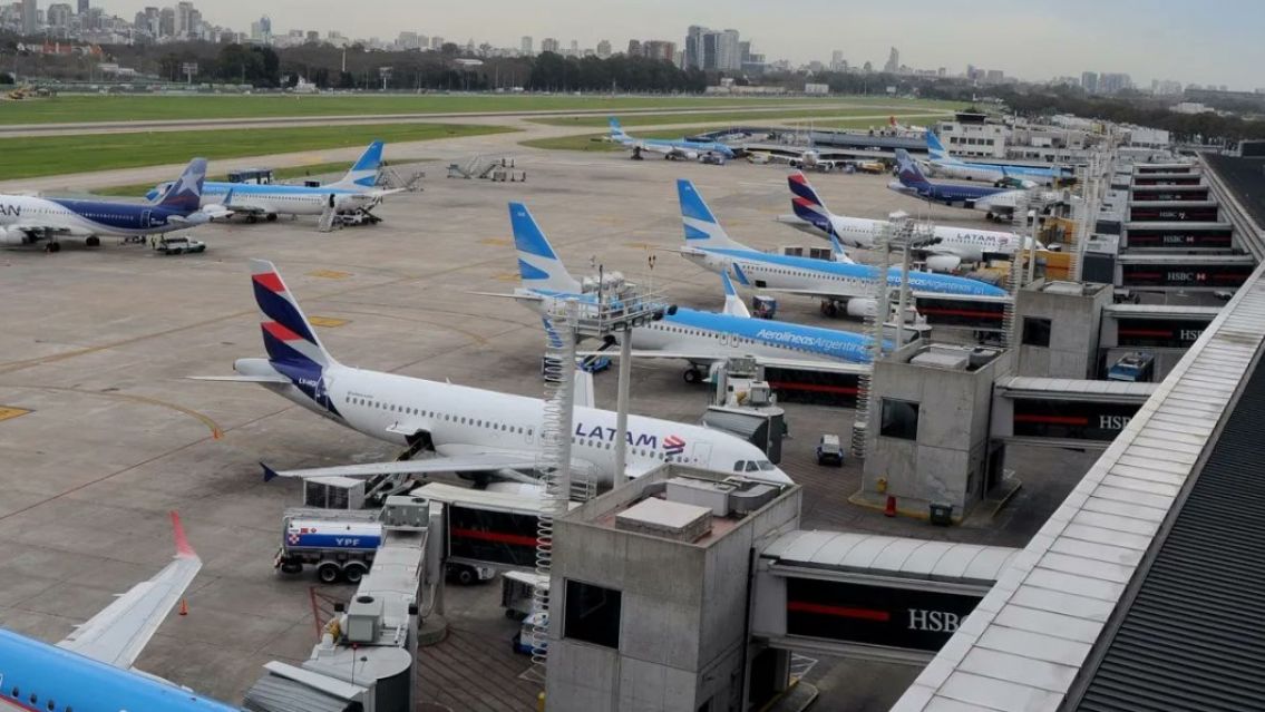 Paro nacional "sorpresa" de pilotos: afectaría todos los vuelos del país