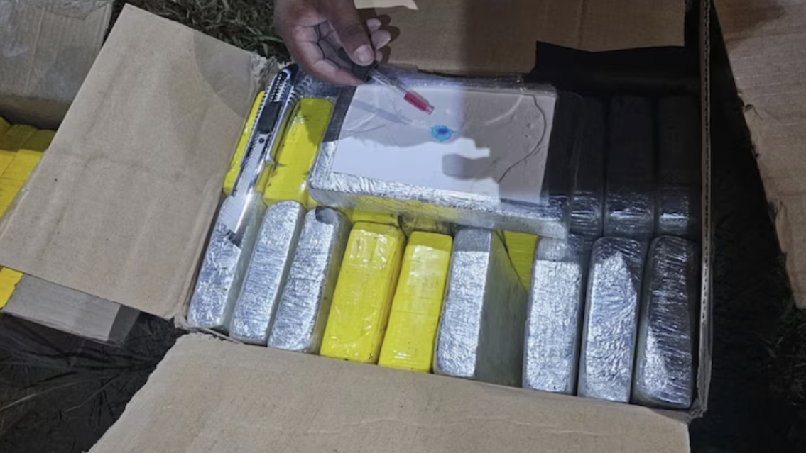 EN VIVO: tremendo cargamento de coca�na encontrado en La Quiaca