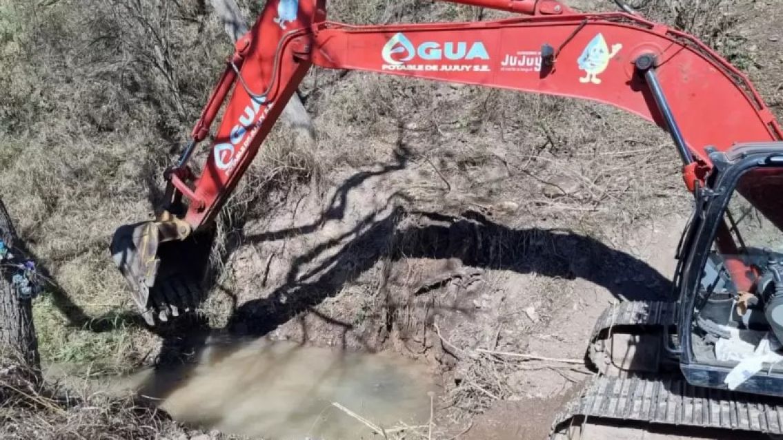Corte de agua en Alto Comedero por la rotura de un acueducto
