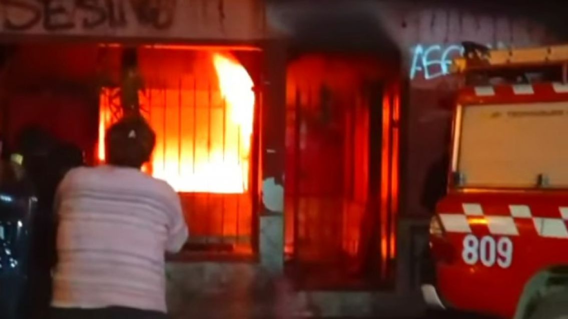 Arde Fraile Pintado: incendiaron la casa del principal acusado por el femicidio de Tamara Fierro