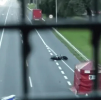 Choque fatal y caos: motociclista murió tras chocar con un camión