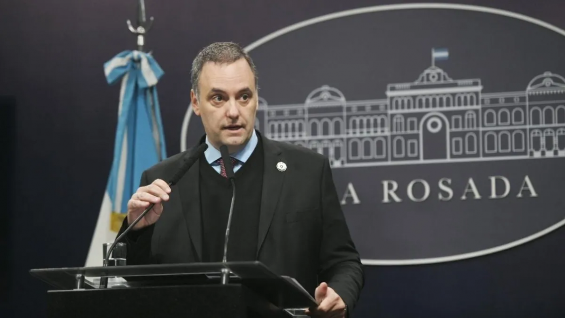 Manuel Adorni: los argentinos van a poder ver el Mundial 2026