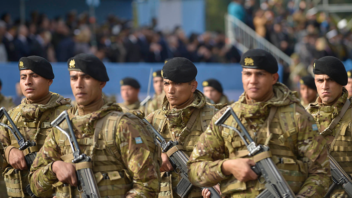 Anunciaron un aumento para las Fuerzas Armadas: cuánto cobrarán en septiembre