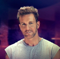 Axel asegura haber recibido un llamado "de arriba" y su deseo ahora es ser sacerdote