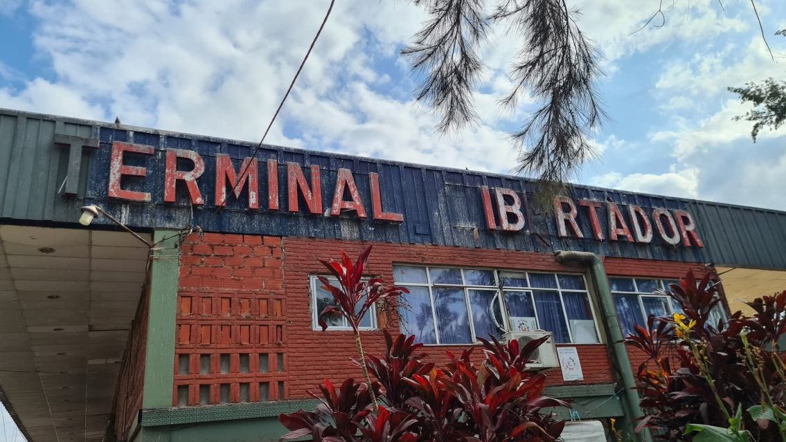 La terminal de Libertador, en estado crítico: denuncian un deterioro terrible