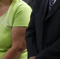 Jujeña mató a su marido: le clavó un cuchillo, lo arrastró a la casa y lo lavó