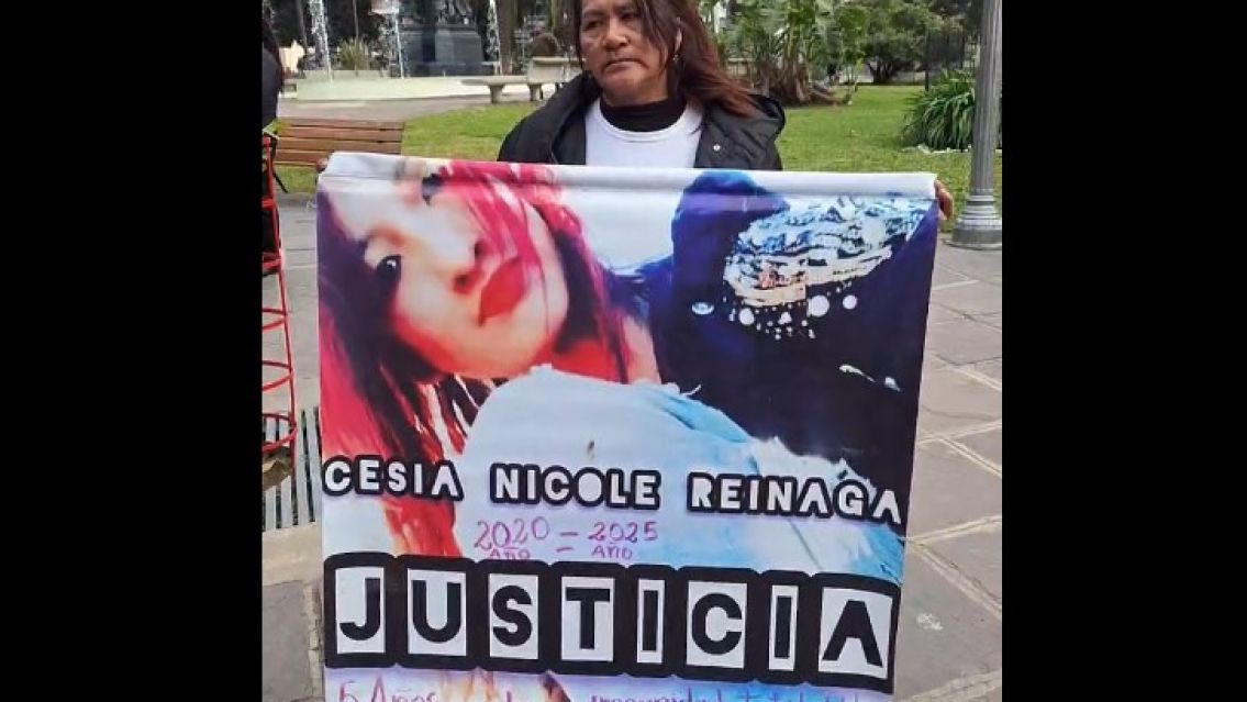 "Nunca m�s silencio": familiares de v�ctimas de femicidio en Jujuy se manifiestan por justicia