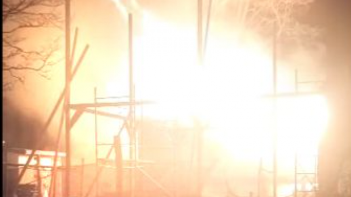 Dolor absoluto: matrimonio juje�o perdi� a sus tres hijos en un terrible incendio