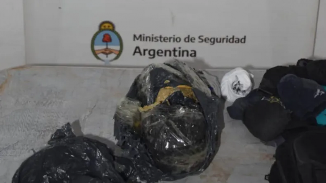 Le encontraron toda la hierba junta cuando intentaba ir de Jujuy a Buenos Aires