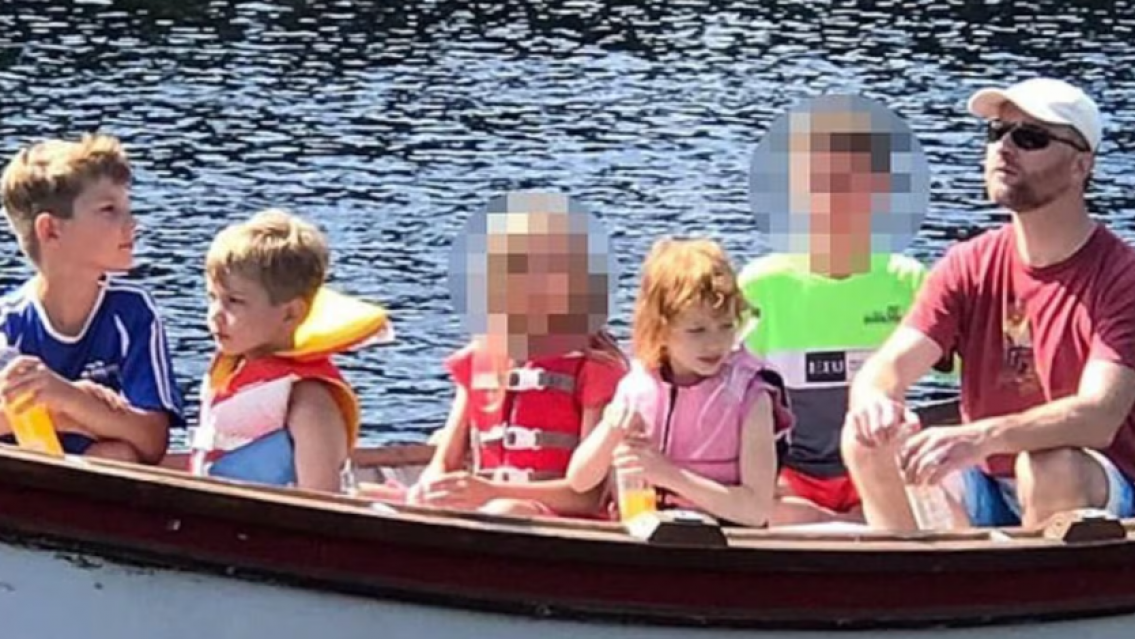 Un joven de 15 años asesinó a su familia mientras dormían