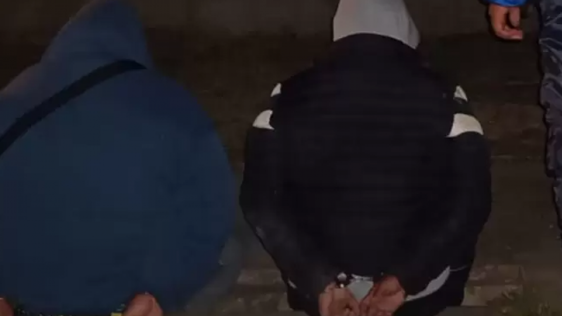 Vieron a dos hombres sospechosos en el centro juje�o: eran tremendos narcos