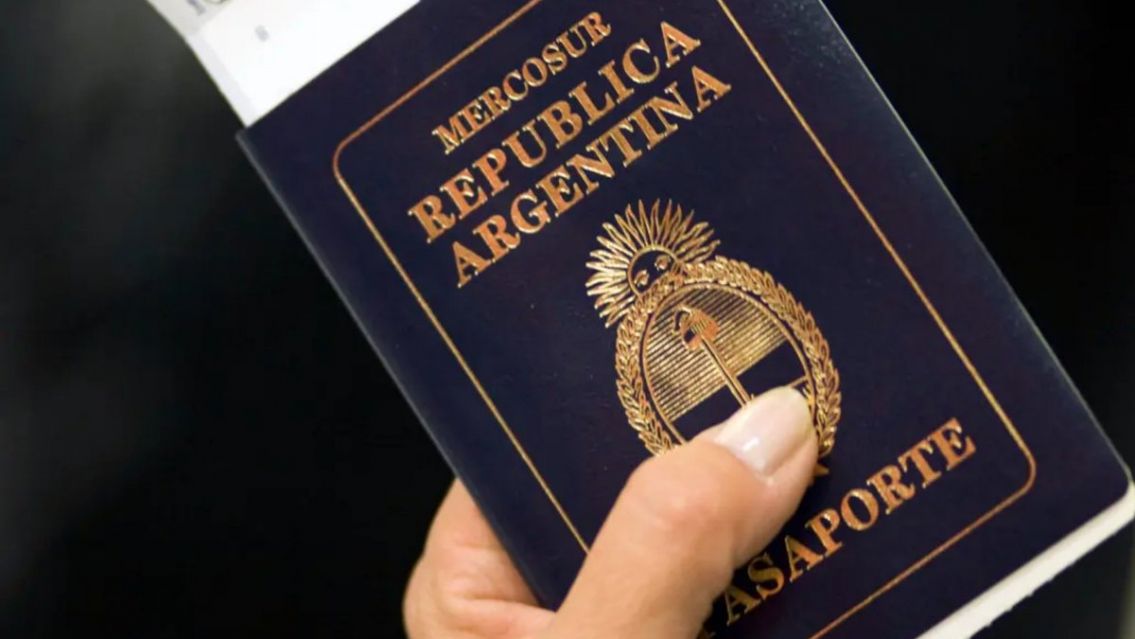 RENAPER entregó pasaportes con una terrible falla: piden que los devuelvan