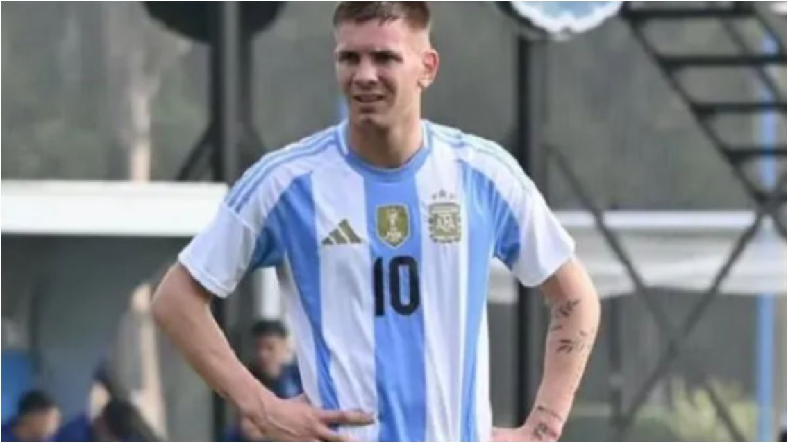 Bombazo: Mastantuono sali� con la camiseta 10 de la Selecci�n ante Ecuador