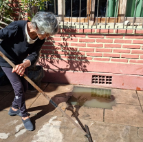 Cómo es vivir entre la porquería: a vecinos les revienta la cloaca y nadie hace nada