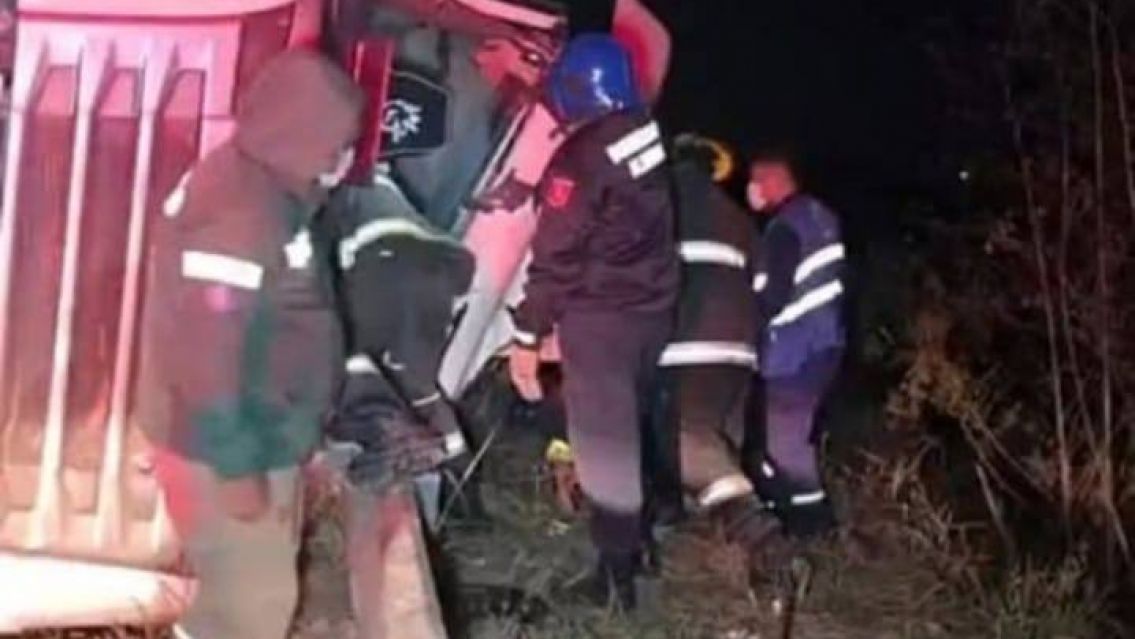 Un camionero juje�o falleci� tras volcar en la nueva traza de la Ruta Nacional 38