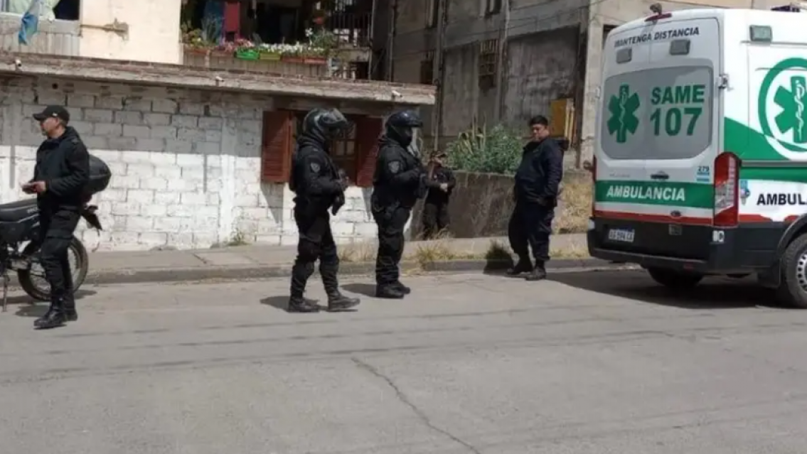 Jujeño fracturó de una patada a una mujer policía y la dejó en el hospital