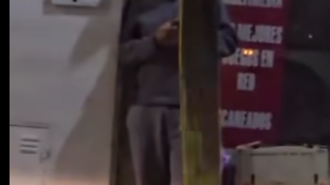 Buscan al juje�o que pide Uber y los entrega a Tr�nsito: "sapo"