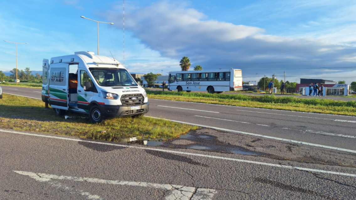 Juje�a embarazada se arroj� de una moto en movimiento para escapar de su pareja