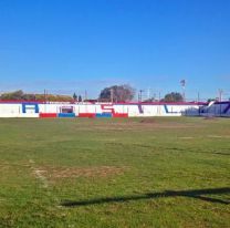 Se descompensó una nene mientras entrenaba en una canchita de fútbol y murió