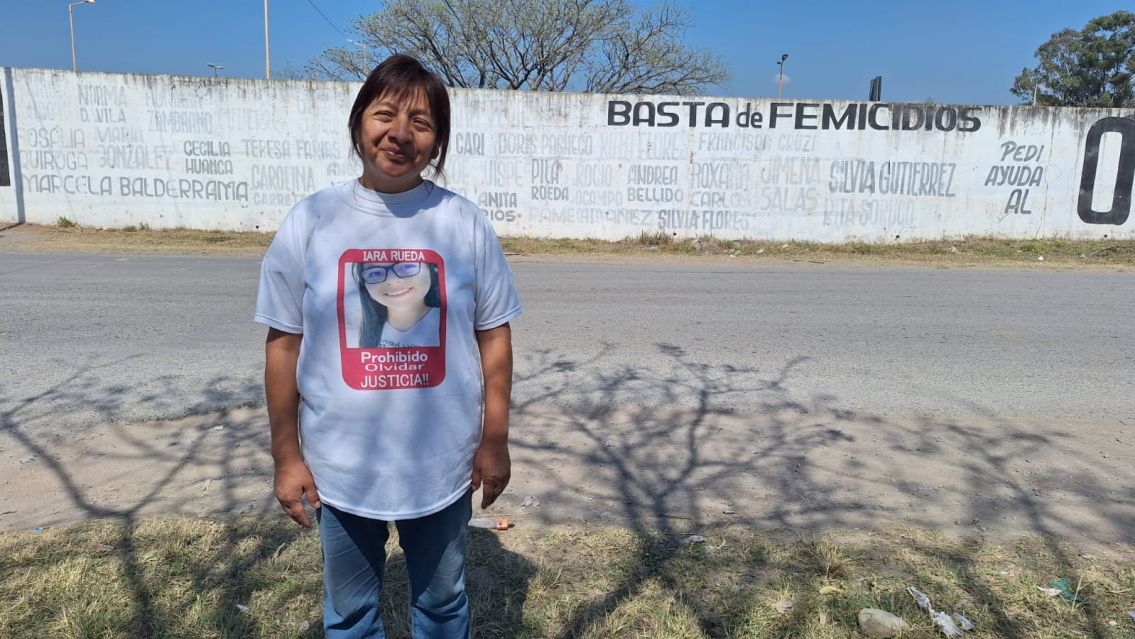 Palpalá: familiares arreglaron el mural que mantiene viva la memoria de las víctimas de femicidio