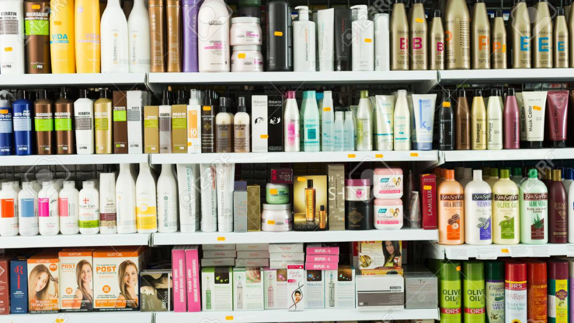 Ojo con esto: prohibieron más de 10 productos para el pelo "por peligrosos"