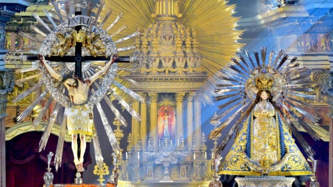 [EN VIVO] Salta se viste de fe: miles de fieles acompa�an al Se�or y la Virgen del Milagro 