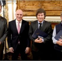 Esta noche Milei habrá en cadena nacional: los anuncios que dará