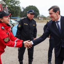 Carlos Sadir destacó el compromiso de los bomberos jujeños