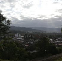 Nubes y calorcito: el pronóstico del jueves en Jujuy
