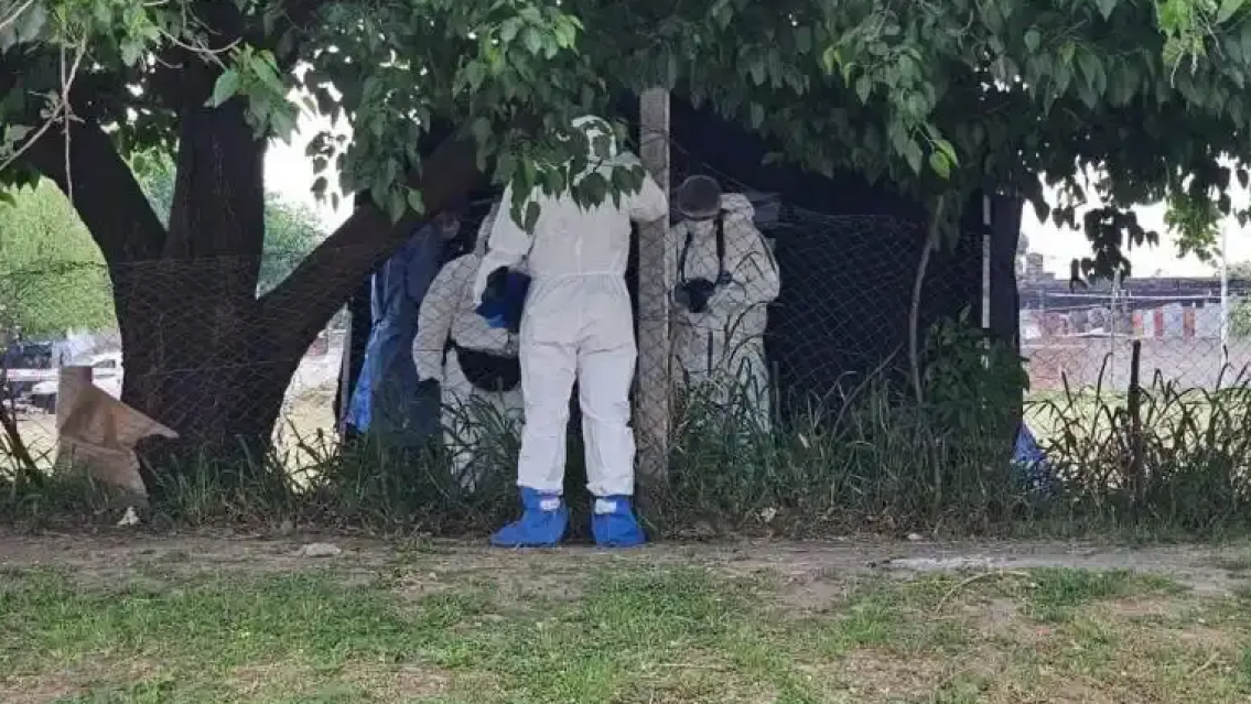 El hombre hallado muerto estaba acusado de hacerle cosas horribles a su nietita