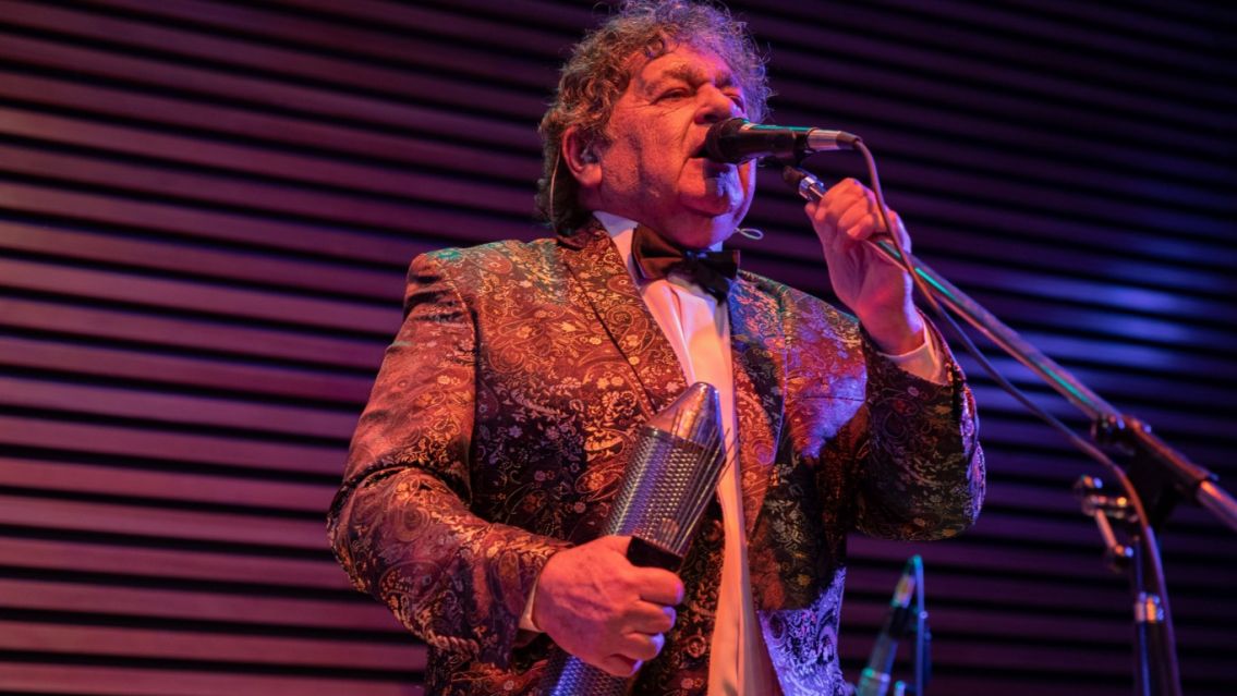 Las cinco condiciones que rechaz� Cacho para volver a Los Palmeras: se enoj� much�simo