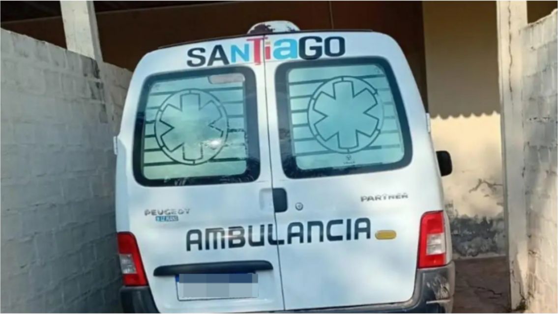 Norteño fue al telo usando una ambulancia: lo apartaron de su cargo