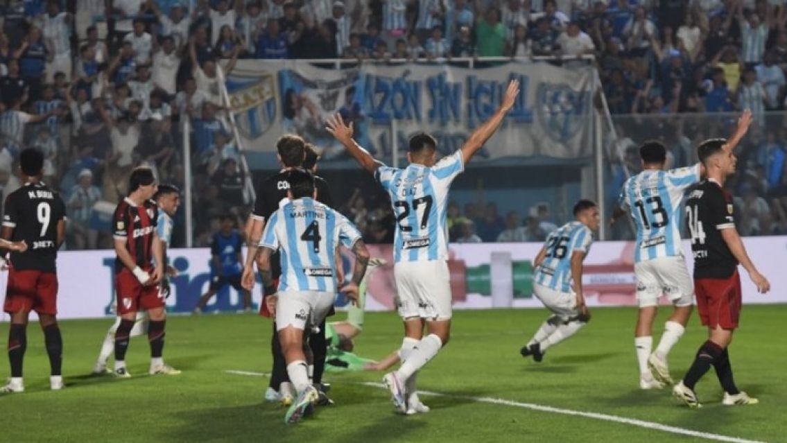 River perdi� la punta y el invicto en Tucum�n: se comi� un baile con Atl�tico