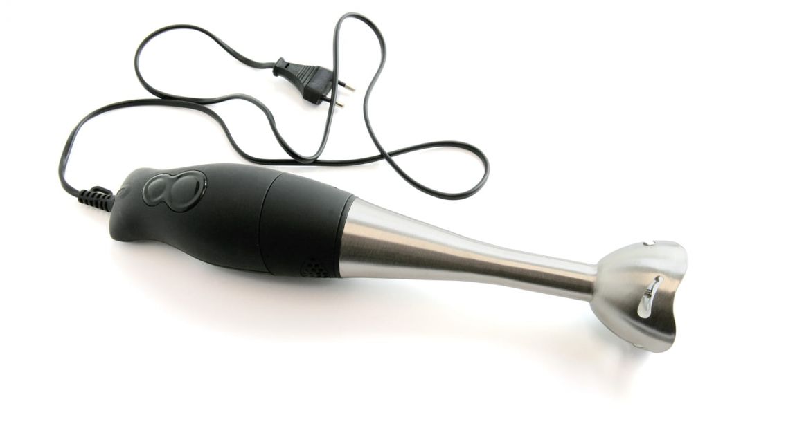 Minipimer o licuadora: ¿cuál conviene elegir?