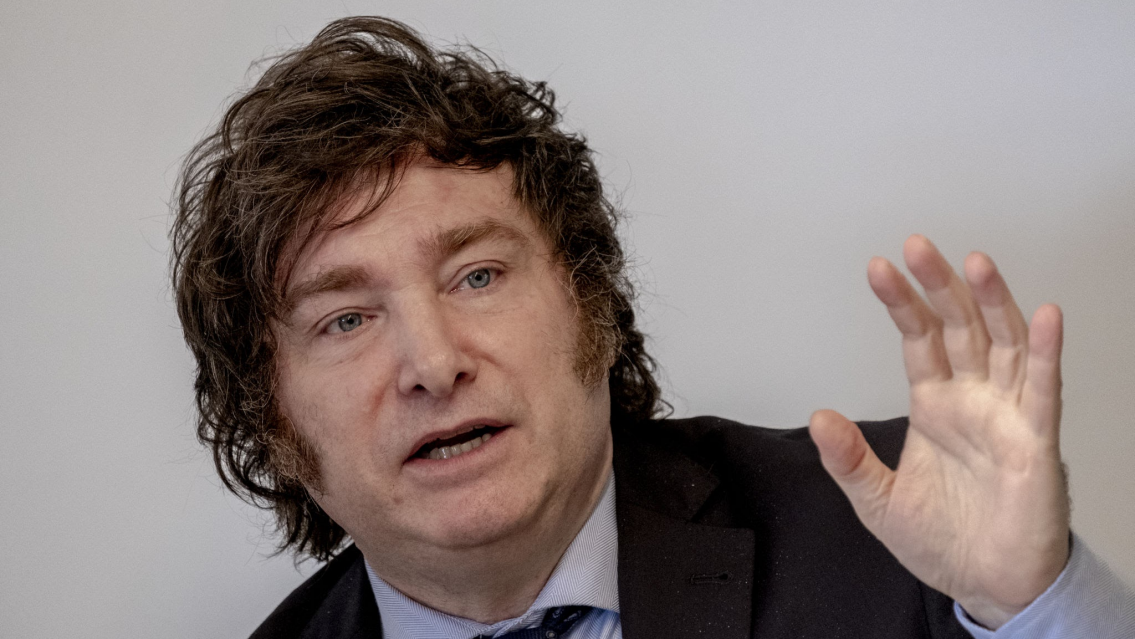 Lo pide el FMI: la decisi�n clave que debe tomar Milei sobre AUH y asignaciones familiares