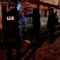 Joven detenido tras intentar irrumpir en su propio hogar