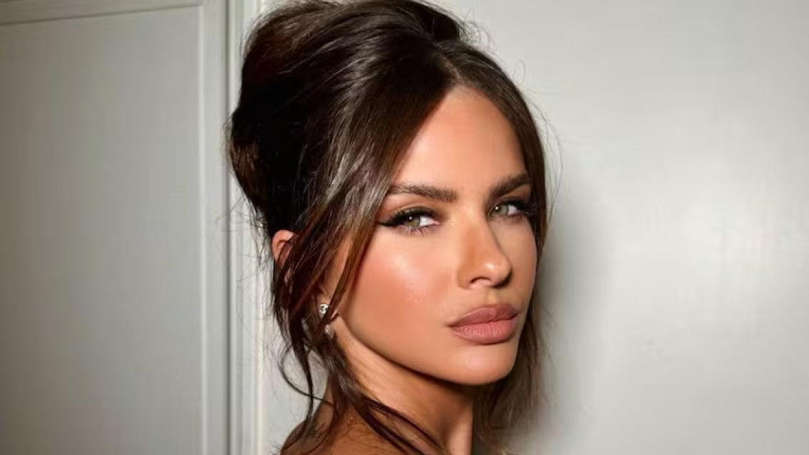 Acusan de algo terrible a la China Suárez con la madrina de uno de sus hijos