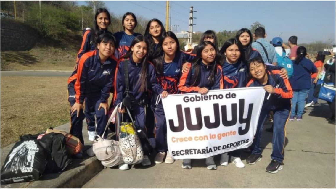 Partió la delegación jujeña hacia la final nacional de los Juegos Evita