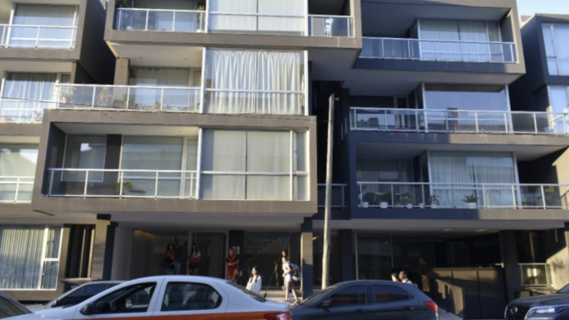 Un hombre grab� intimidades con una c�mara oculta y lo descubrieron