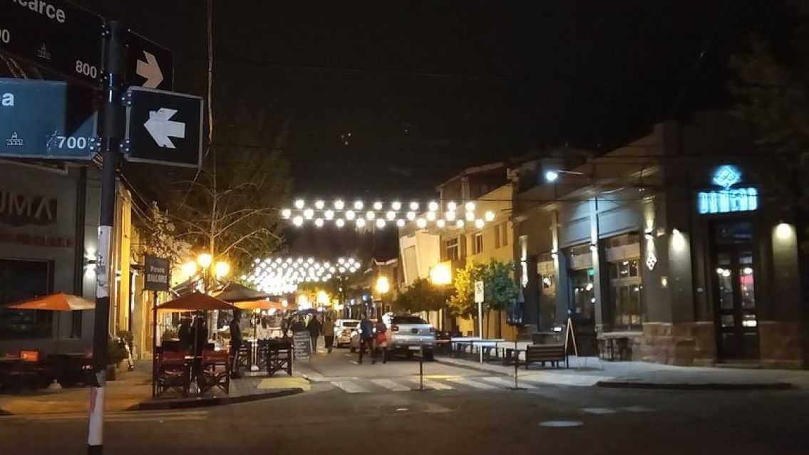 Salteña vivió algo terrible en plena Balcarce y lo publicó en Facebook: "No puede..."