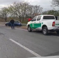 Ruta 66: cami&oacute;n perdi&oacute; la carga y casi provoca una tragedia